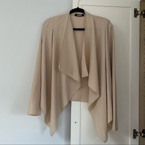 Missguided waterfall blazer in tan, Size 10 🌙 - Picture 5 of 9